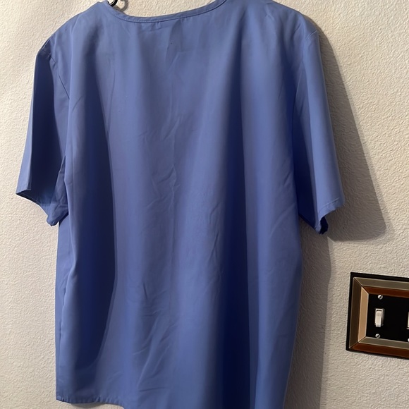 Scrub set. - Picture 4 of 8